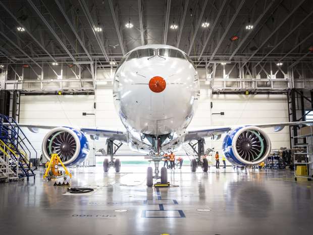 Quebec wants the federal government to join it in contributing US$1 billion to the troubled CSeries jet program at Bombardier