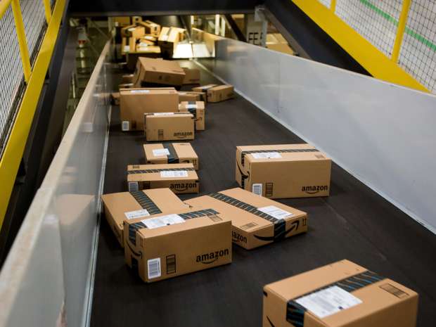 Amazon is increasing the minimum order size for free shipping to US$49 from US$35 in the United States.