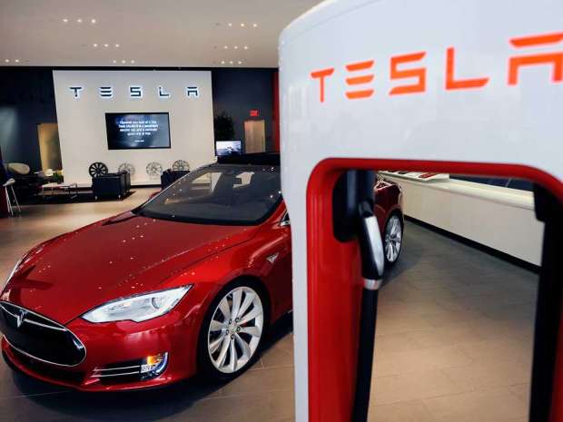 Tesla said it planned to deliver 80,000-90,000 Model S and Model X vehicles of in 2016, ahead of Wall Street's average expectation for about 79,000 vehicles, according to research firm FactSet StreetAccount.