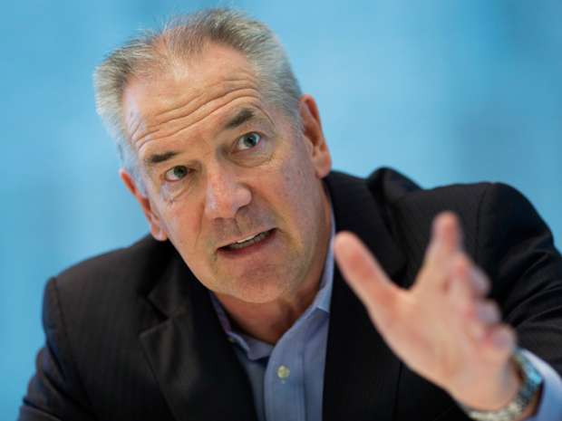 Suncor Energy CEO Steve Williams' overall compensation was boosted to $12.8 million in 2015 - including base salary, stock options and incentives - from $12.3 million in 2014.